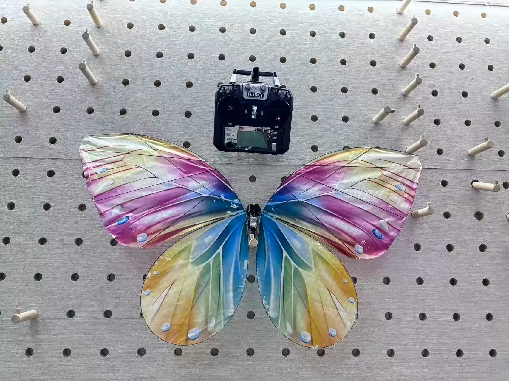 Magical LED RC Butterfly Drone Flying Bionic Insect Toy with Colorful Wings, Perfect for Wedding Proposal Birthday Party Decor