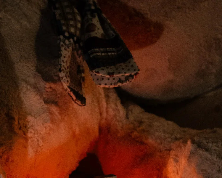 MC Game Cute Fox Night Light Soft Orange Glow Officially Licensed Decor And Desk Lamp For Gaming Room Or Kids And Tween Bedroom